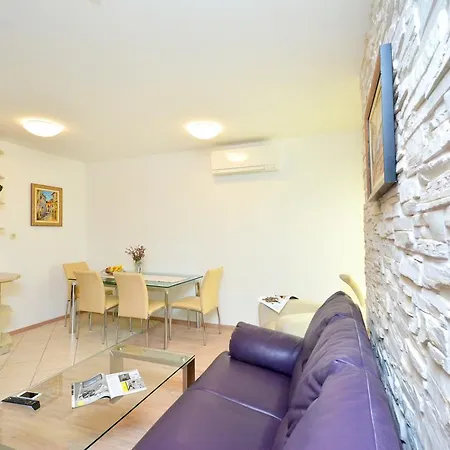 Apartman Tina