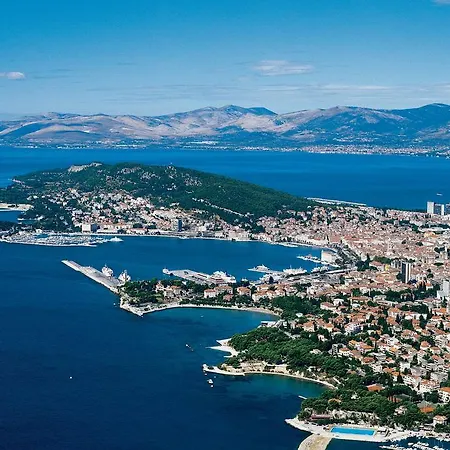 Tina شقة سبليت